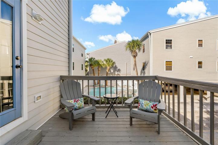PRIVATE BALCONY RIGHT OFF THE PRIMARY BEDROOM!