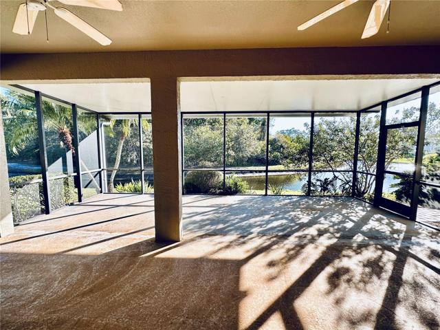 SCREENED LANAI