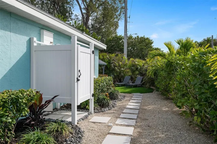 Outdoor shower