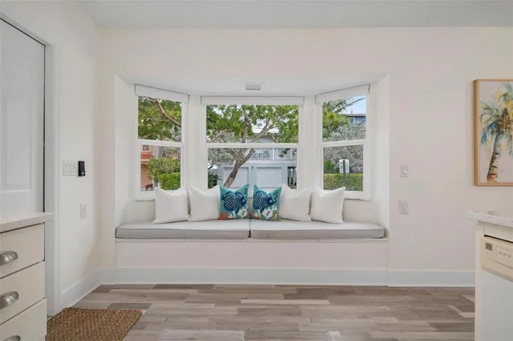 Window seating area in kitchen