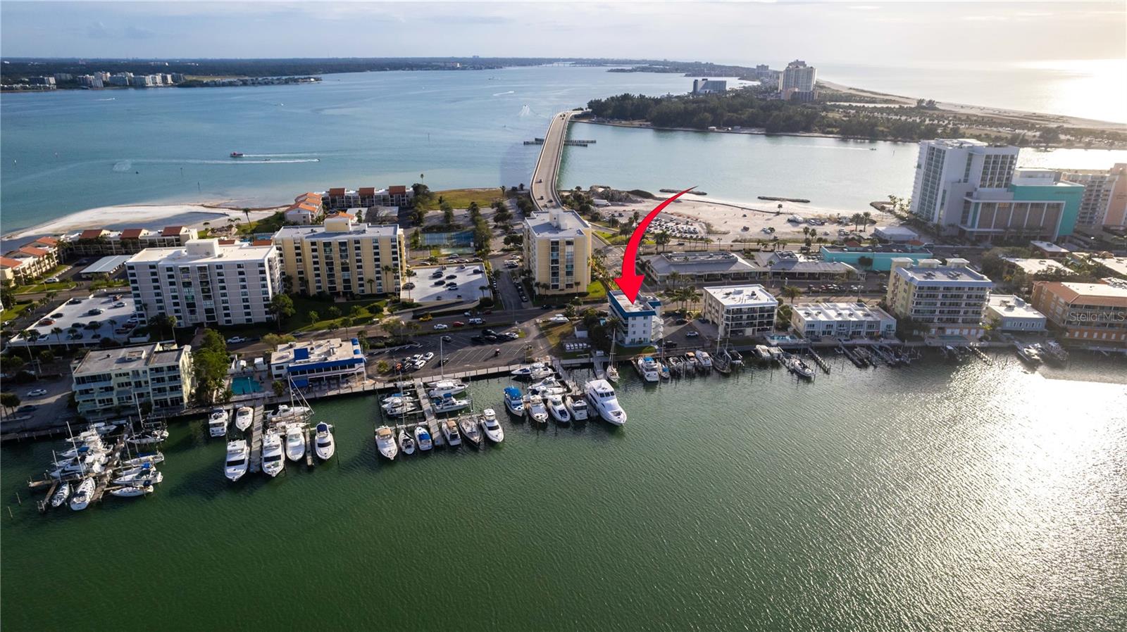 BEAUTIFUL LOCATION ON CLEARWATER BEACH