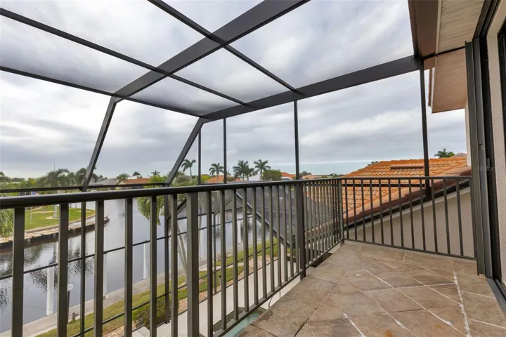 2nd floor outside screened deck
