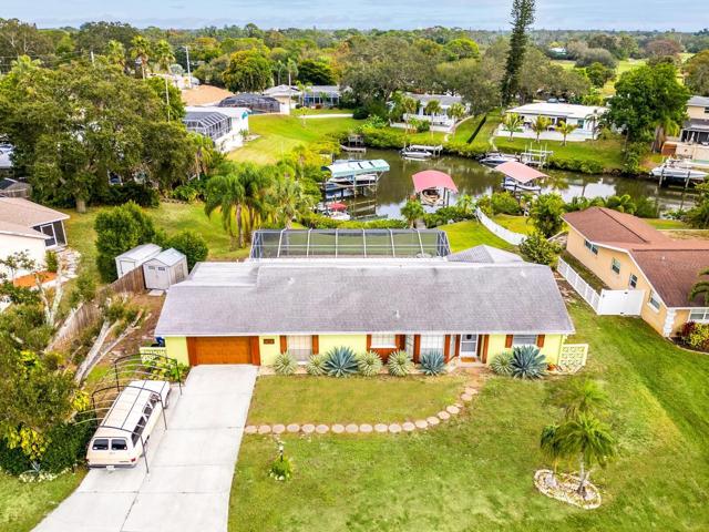 Come be part of this awesome boating community close to the best of Sarasota and Bradenton!