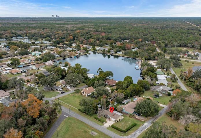 Aerial canal to community bay