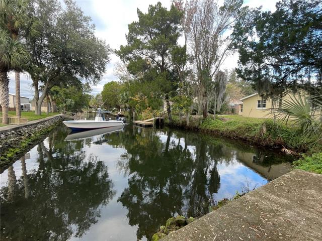 Canal front
