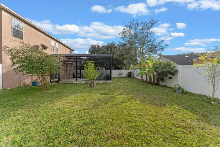 Fully fence back yard