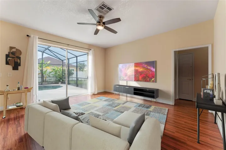 Family room - virutal stage