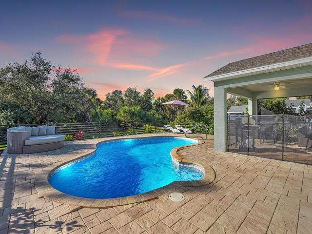 Amazing Outdoor Living Space