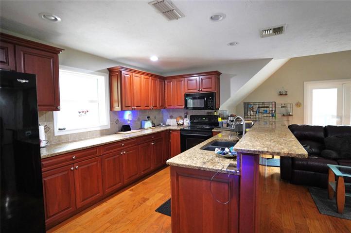 3rd Kitchen with garage.