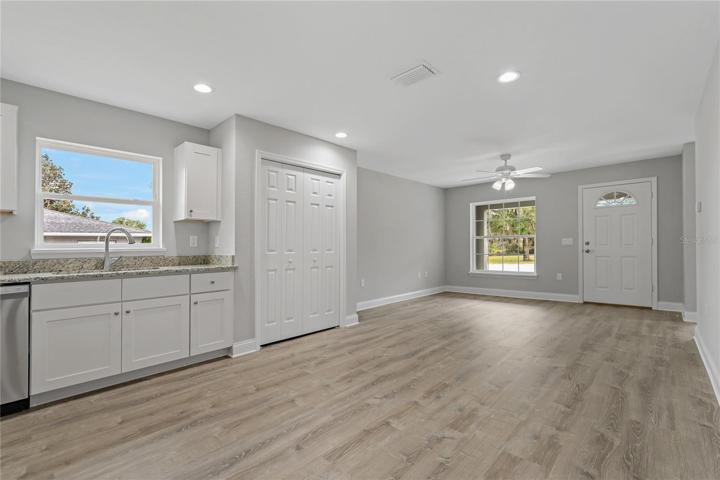 Living/dining/kitchen