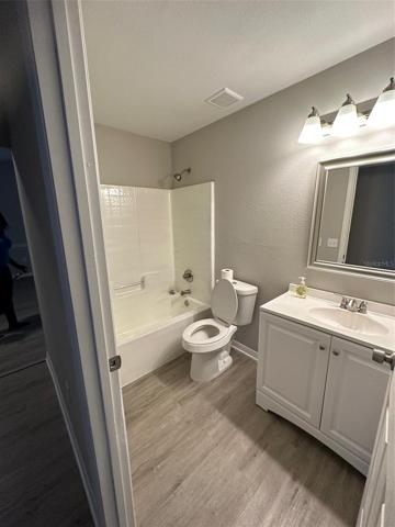 2nd bathroom