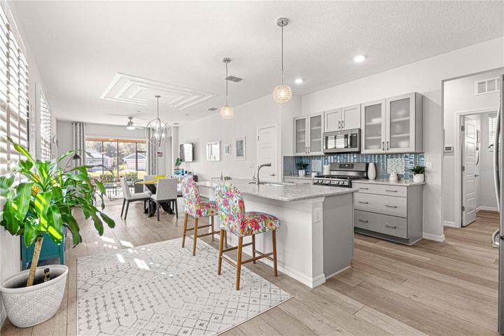 Spacious Kitchen