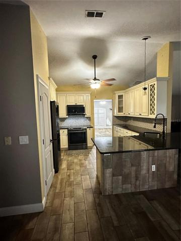 Dinette through Kitchen