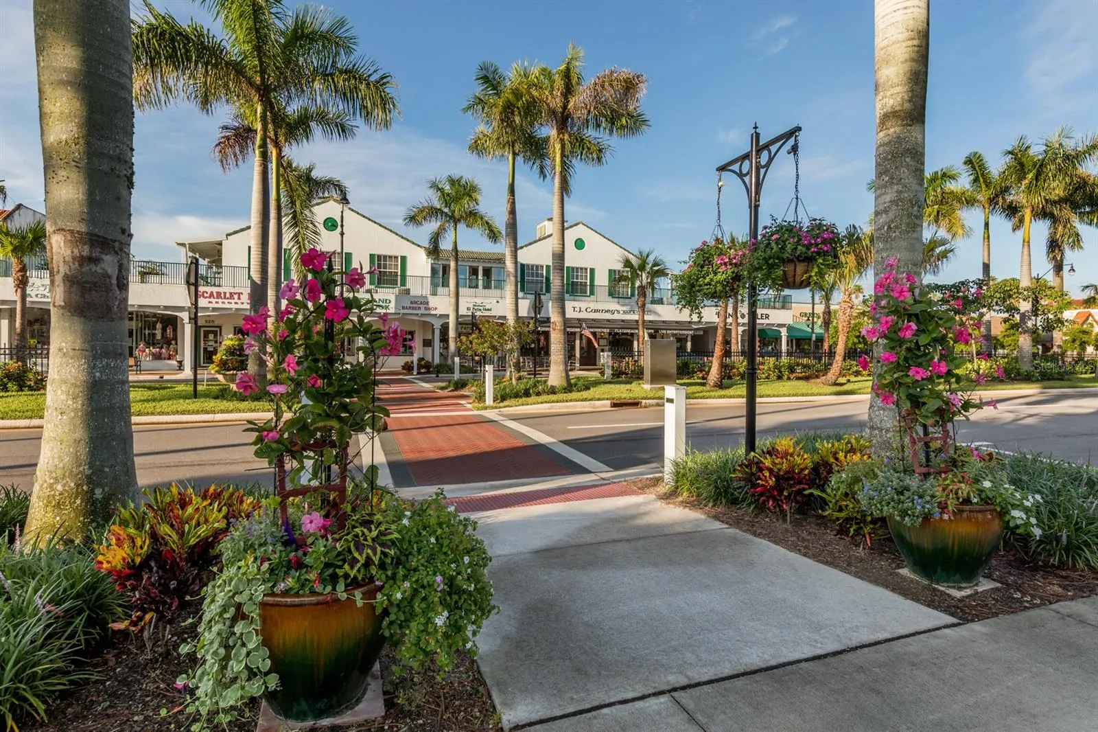 Venice, Florida 34293, 3 Bedrooms Bedrooms, 0 ,2 BathroomsBathrooms,Residential Lease,For Rent,EUCLID,0,N6130133