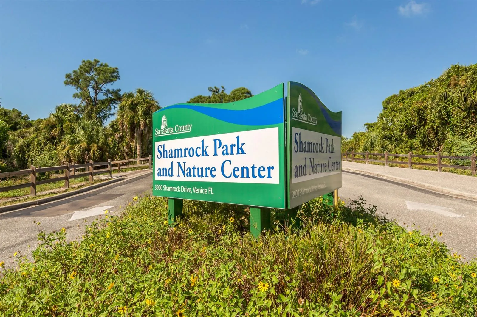 Venice, Florida 34293, 3 Bedrooms Bedrooms, 0 ,2 BathroomsBathrooms,Residential Lease,For Rent,EUCLID,0,N6130133