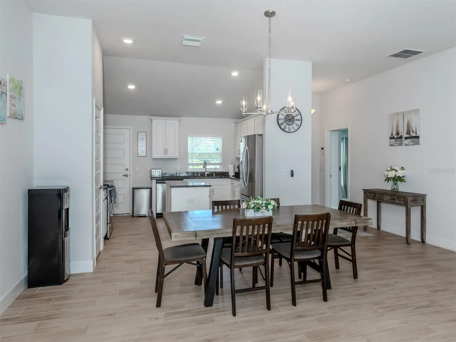 Venice, Florida 34293, 3 Bedrooms Bedrooms, 0 ,2 BathroomsBathrooms,Residential Lease,For Rent,EUCLID,0,N6130133