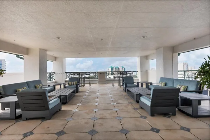 Roof top covered seating section