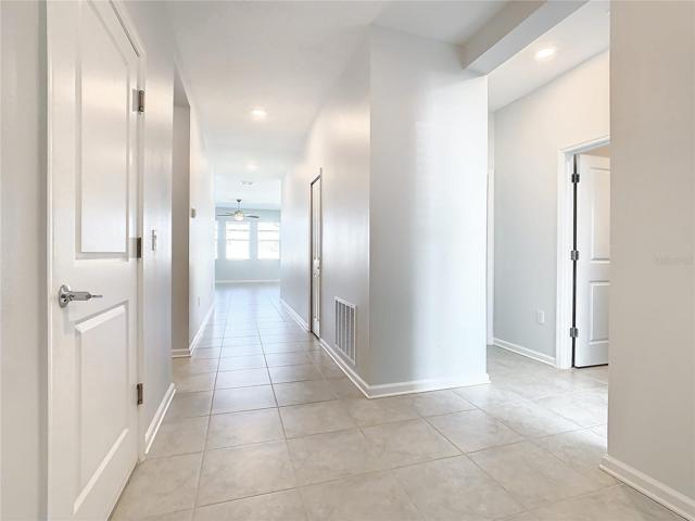 Foyer entry way