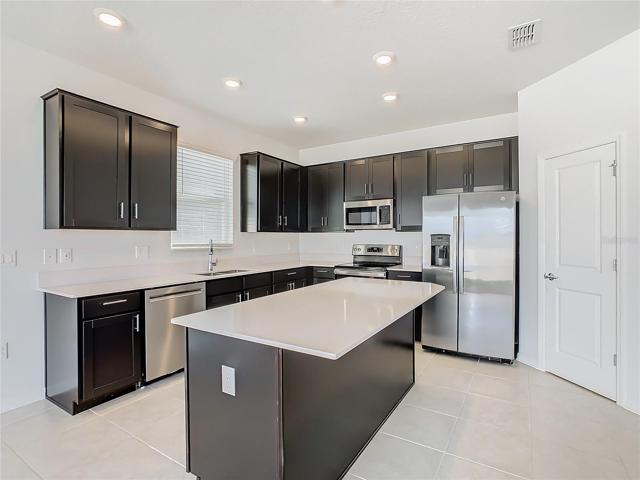 Quartz countertops throughout