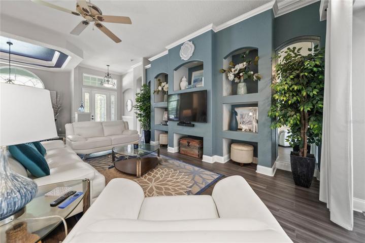 Gorgeous entertaining space