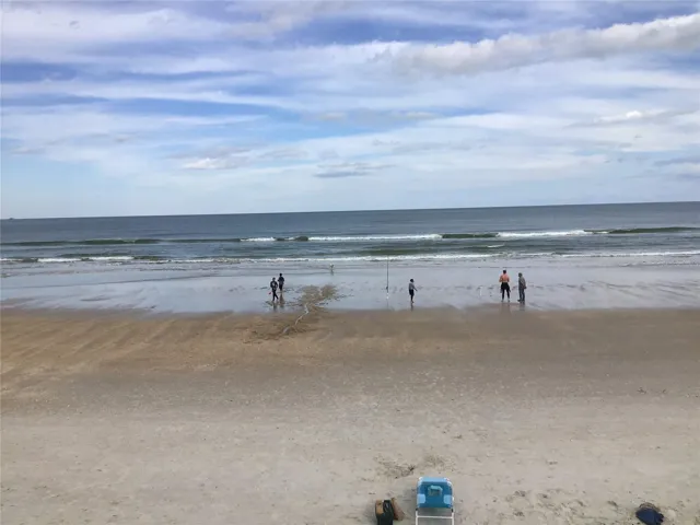 OCEANFRONT COMPLEX