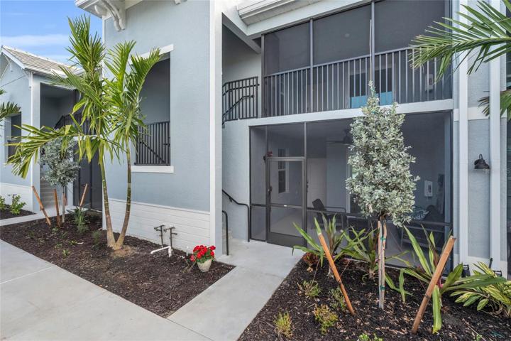 Front of Veranda #1222