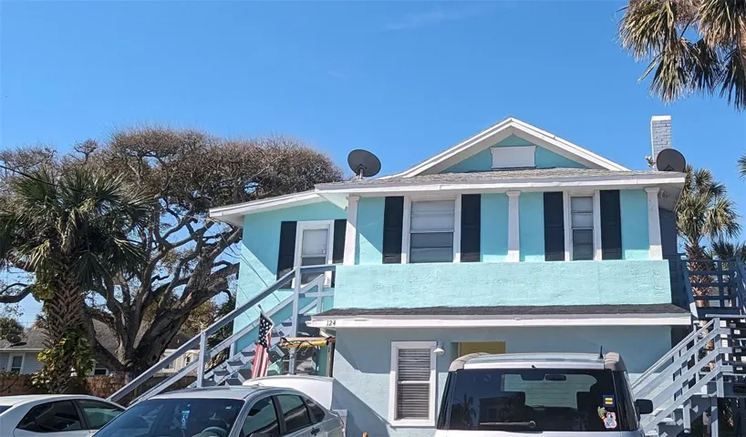 Key West CHARM make this an easy rent!!