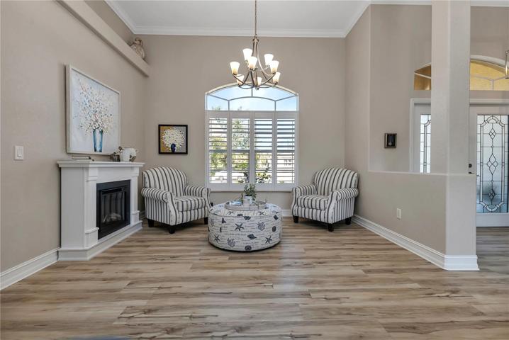 Sitting or dining area