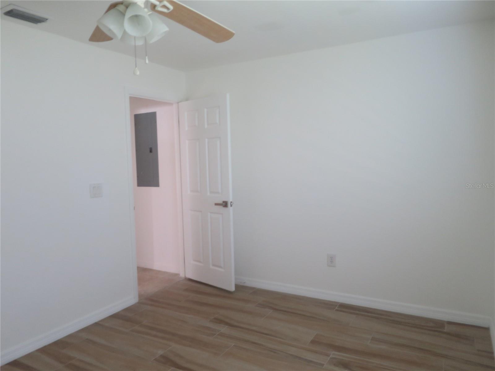 2nd Bedroom