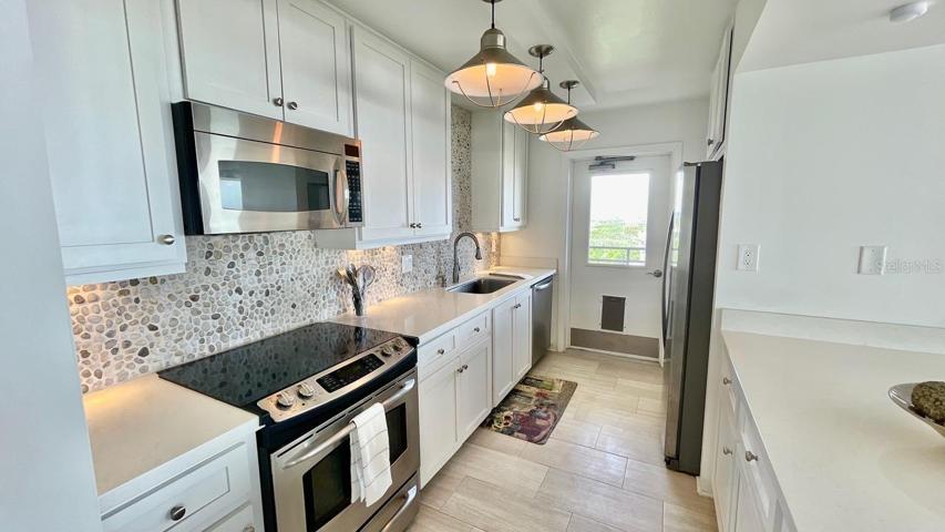 Galley Kitchen with Views!!