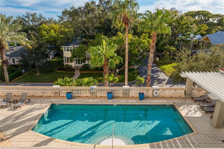 The Alagon's community pool to be enjoyed all year
