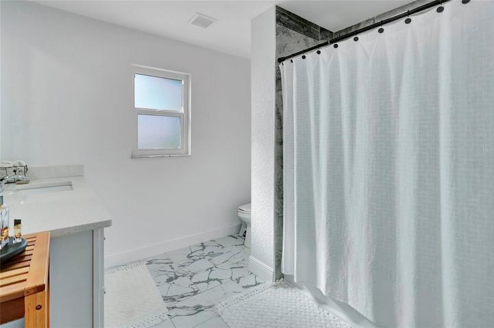 Main bathroom