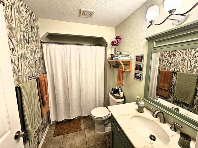 Second Bathroom!