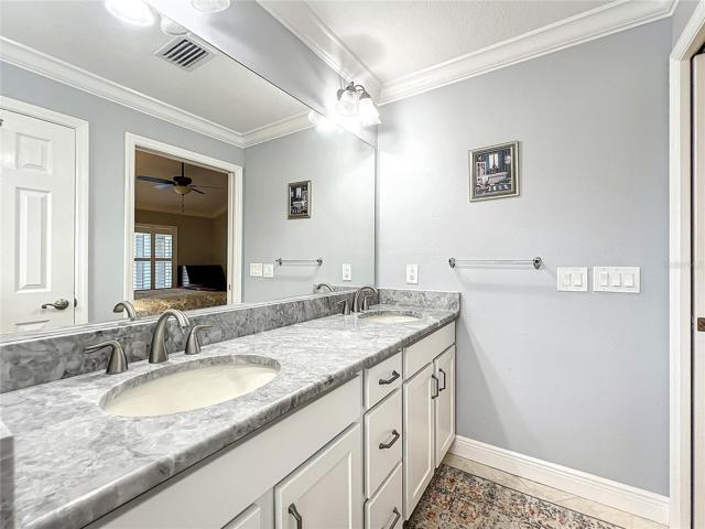 Primary Bath with Dual Sinks and Quartz Counters