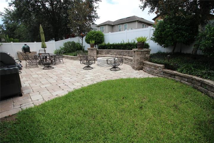 Yard (Gas Firepit)
