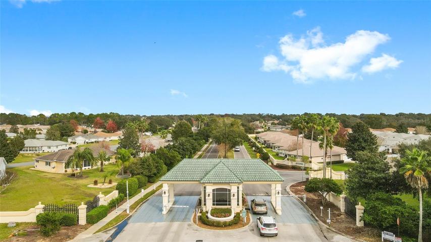 DEL WEBB ENTRANCE