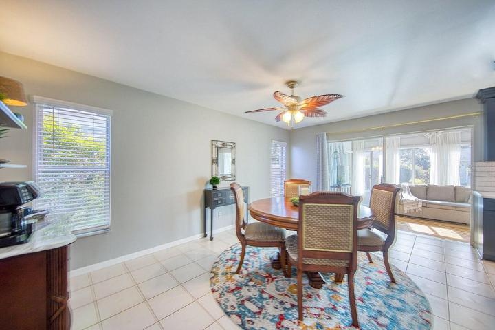 Open living & dining space~