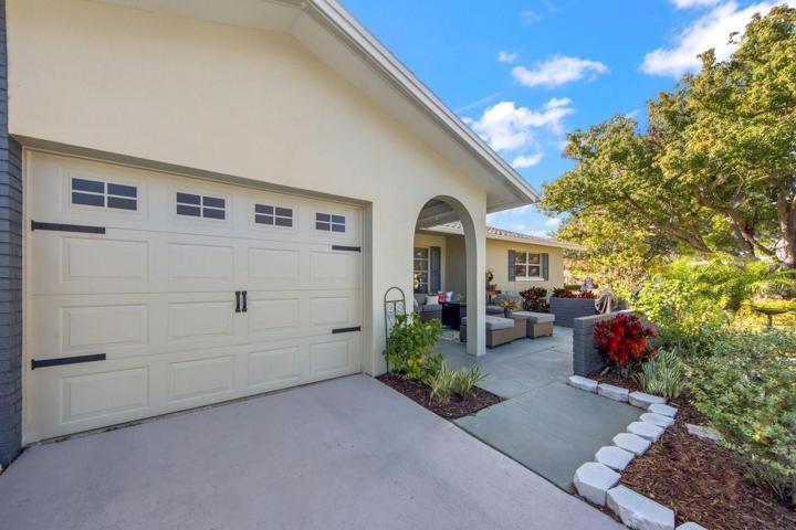 Updated garage door, fresh paint & landscaping~