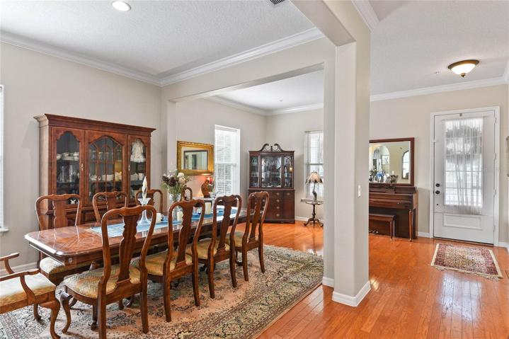 Lovely Living Room/Dining Room combo