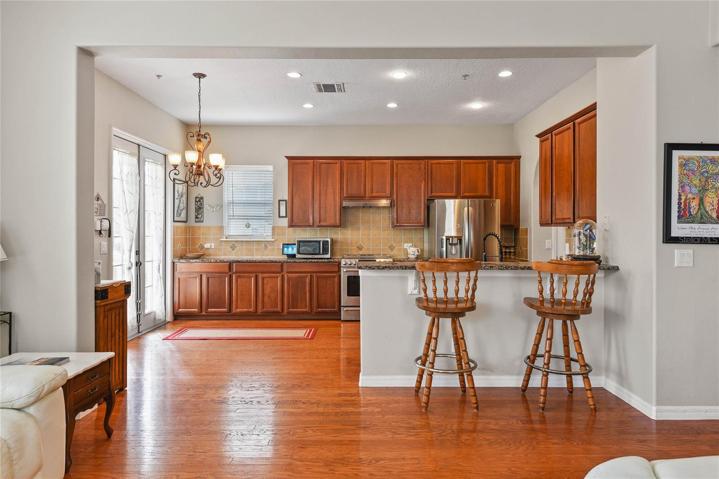 Kitchen has breakfast bar