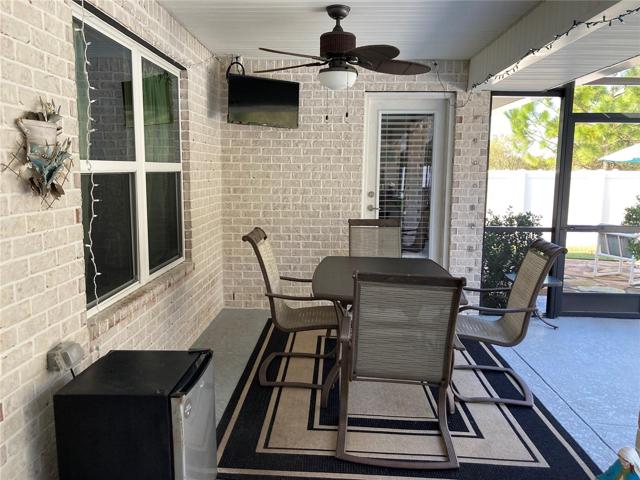 Shaded Eating Area