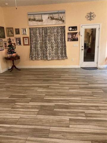 Family Room to Lanai