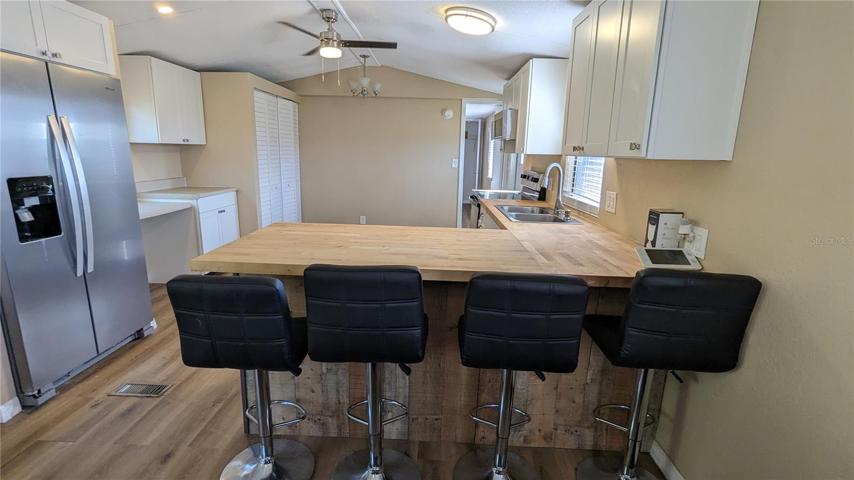 Breakfast Bar