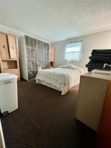 Primary bedroom, 1/2 to the right