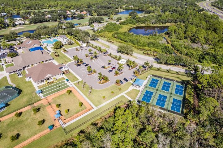 RIVERWOOD CAMPUS
