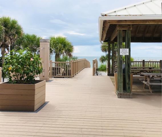 RIVERWOOD BEACH CLUB