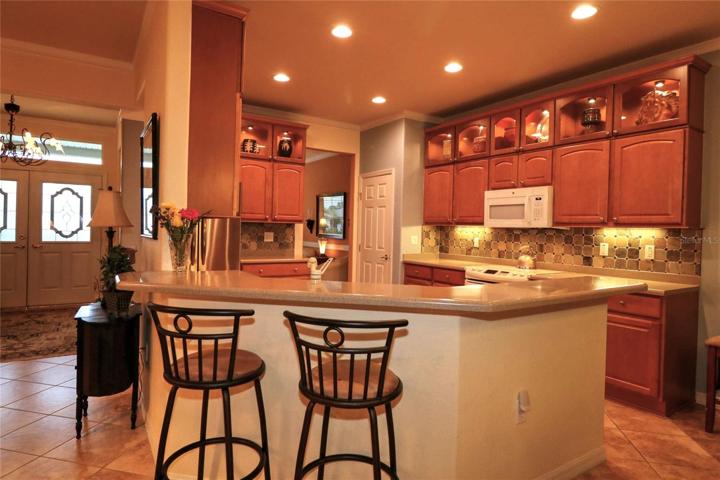 Breakfast Bar - Check Out Display Cabinetry