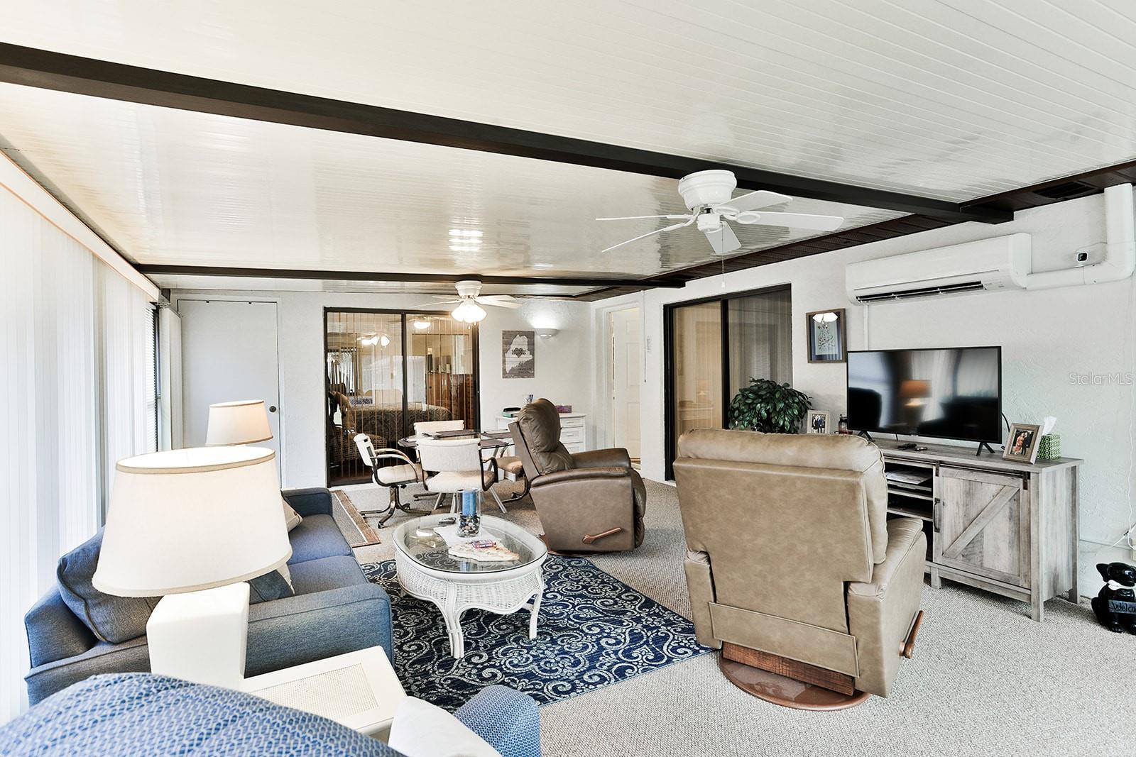 Spacious bonus room