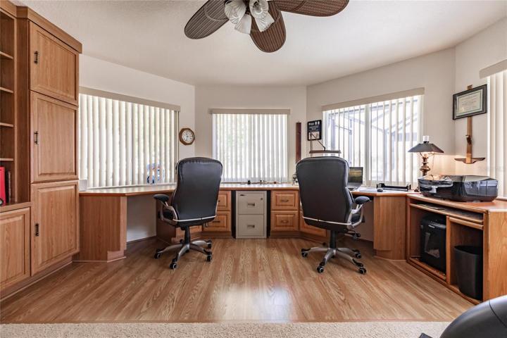 STUDY/DEN OFF MASTER BEDROOM