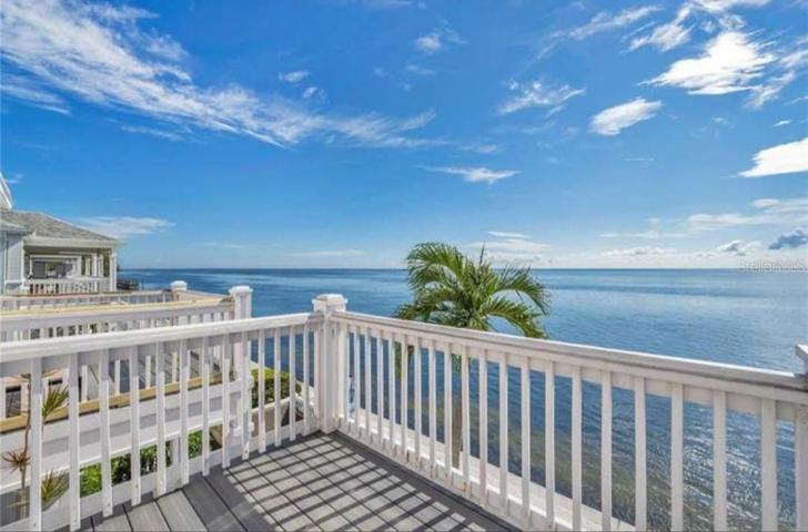 balcony off bedroom
